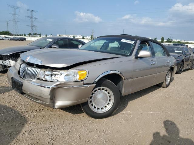 1999 LINCOLN TOWN CAR EXECUTIVE, 
