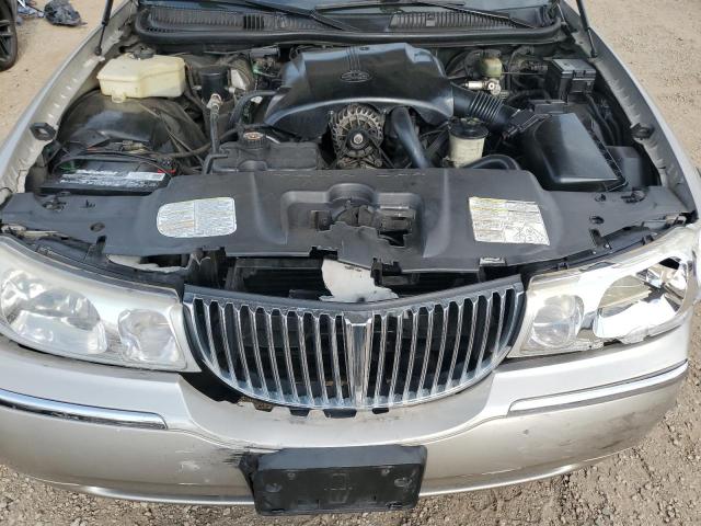 1LNHM81W2XY658788 - 1999 LINCOLN TOWN CAR EXECUTIVE CREAM photo 11