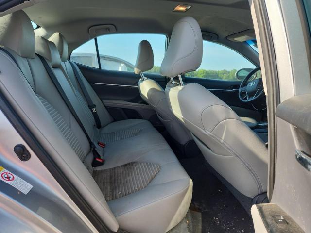 4T1B11HK6KU758675 - 2019 TOYOTA CAMRY L Gümüş foto 10