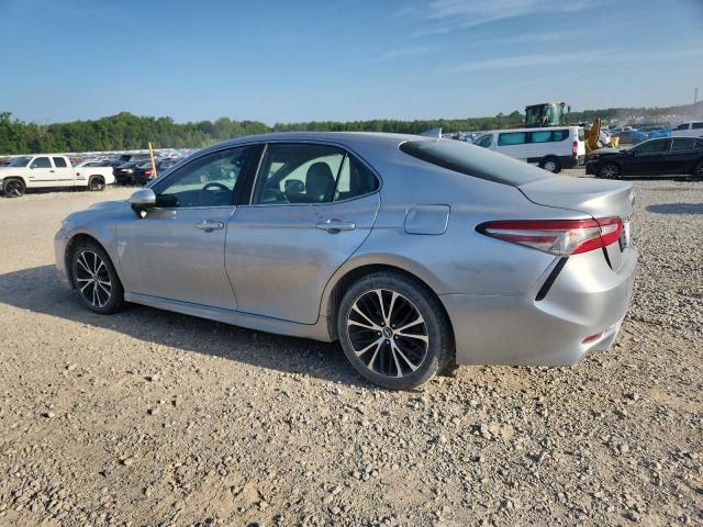 4T1B11HK6KU758675 - 2019 TOYOTA CAMRY L Gümüş foto 2