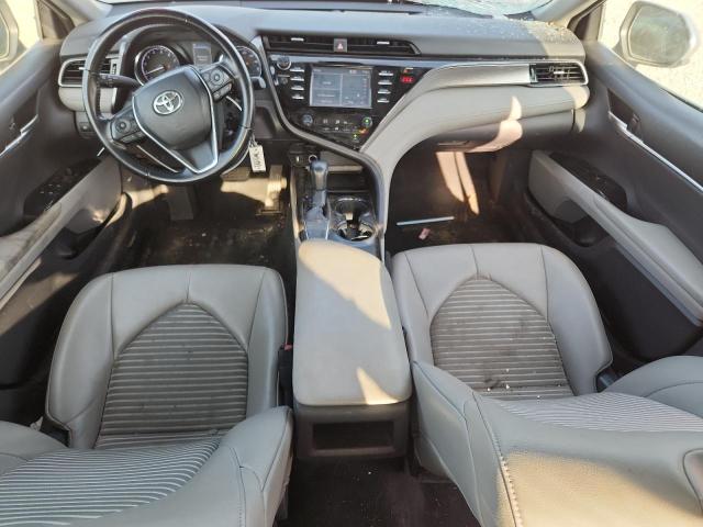 4T1B11HK6KU758675 - 2019 TOYOTA CAMRY L Gümüş foto 8