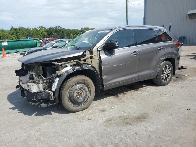 2017 TOYOTA HIGHLANDER SE, 