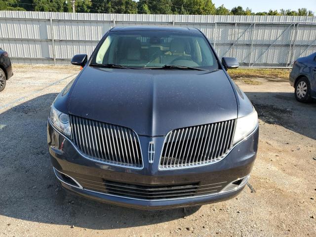 2LMHJ5ATXEBL56614 - 2014 LINCOLN MKT BLUE photo 5