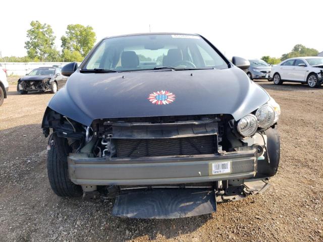 1G1JA5SH9F4167257 - 2015 CHEVROLET SONIC LS 黑色 照片 5