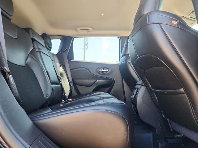 1C4PJMBX5KD347512 - 2019 JEEP CHEROKEE TRAILHAWK BLACK photo 11