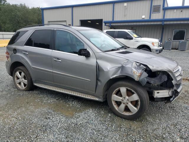 4JGBB8GB1AA536505 - 2010 MERCEDES-BENZ ML 350 4MATIC GRAY photo 4