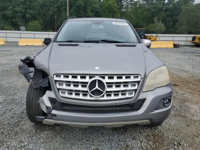 4JGBB8GB1AA536505 - 2010 MERCEDES-BENZ ML 350 4MATIC GRAY photo 5