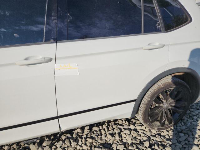 3VV3B7AX1LM118928 - 2020 VOLKSWAGEN TIGUAN SE 白色 照片 13