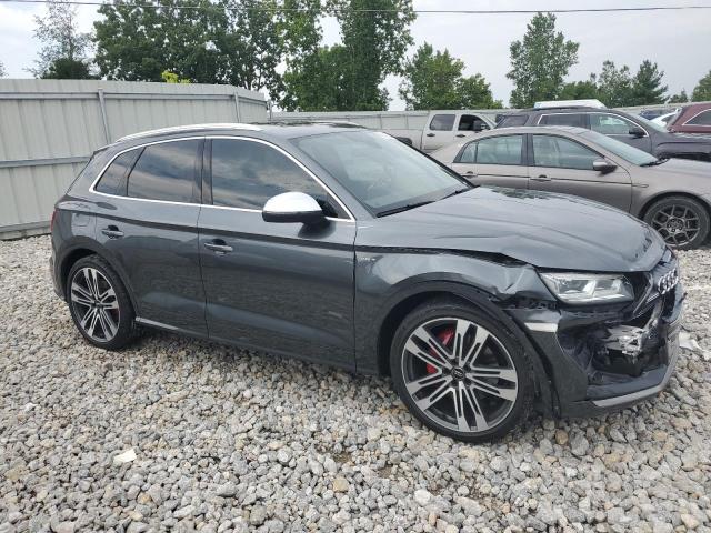 WA1C4AFY8J2025782 - 2018 AUDI SQ5 PRESTIGE GRAY photo 4