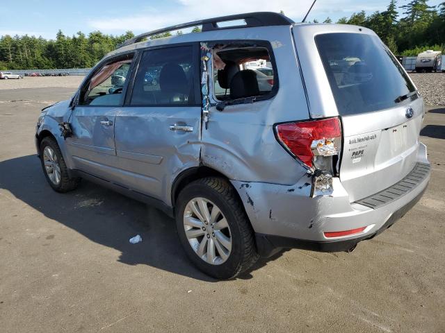 JF2SHAEC0DH402524 - 2013 SUBARU FORESTER LIMITED SILVER photo 2