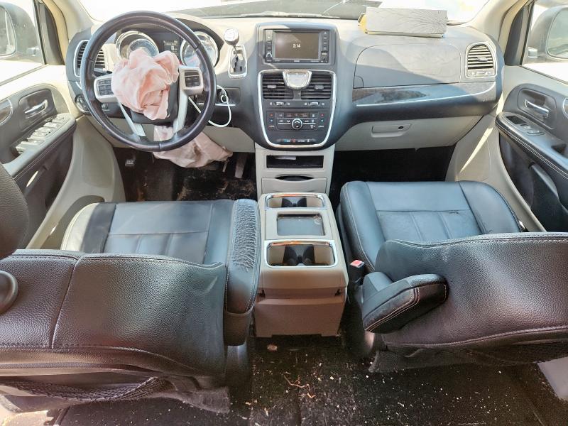 2C4RC1BG5GR280867 - 2016 CHRYSLER TOWN & COU TOURING SILVER photo 8