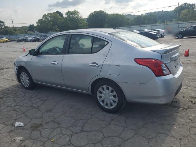 3N1CN7AP6KL856978 - 2019 NISSAN VERSA S SILVER photo 2