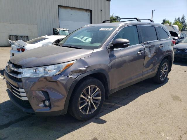 2019 TOYOTA HIGHLANDER SE, 