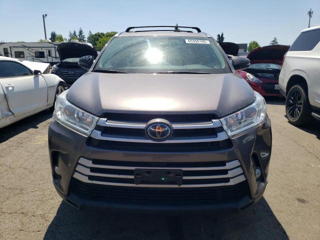 5TDJZRFH3KS585040 - 2019 TOYOTA HIGHLANDER SE Gris photo 5