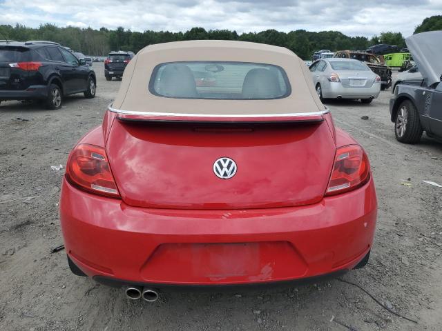 3VW5P7AT5DM803860 - 2013 VOLKSWAGEN BEETLE RED photo 6