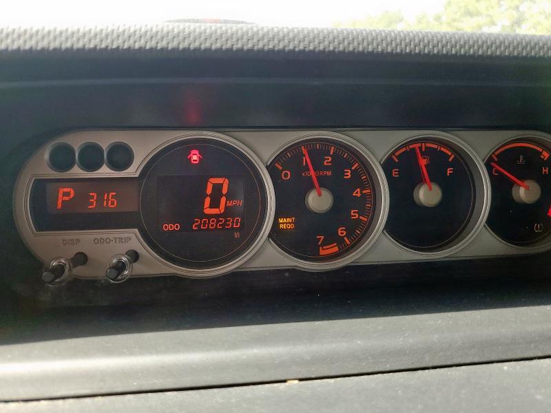 JTLZE4FE7A1104939 - 2010 TOYOTA SCION XB WHITE photo 9