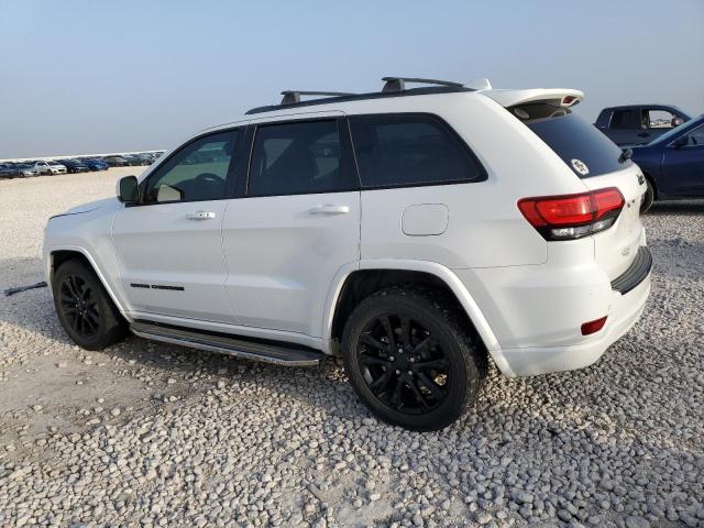 1C4RJEAGXJC142059 - 2018 JEEP GRAND CHER LAREDO WHITE photo 2