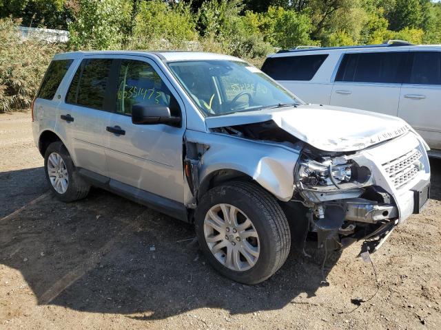 SALFP24N78H031257 - 2008 LAND ROVER LR2 SE SILVER photo 4