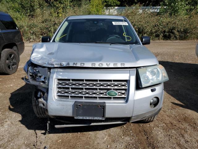 SALFP24N78H031257 - 2008 LAND ROVER LR2 SE SILVER photo 5