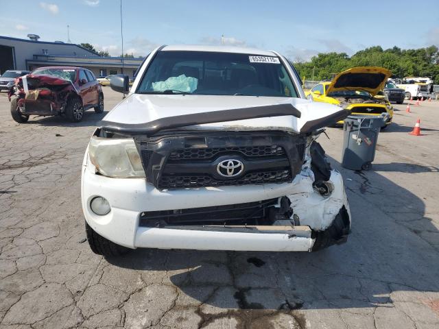 5TFJU4GN5BX011569 - 2011 TOYOTA TACOMA DOUBLE CAB PRERUNNER WHITE photo 5