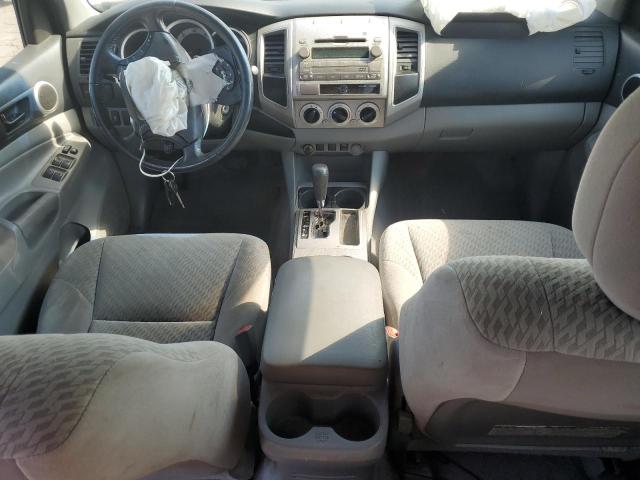 5TFJU4GN5BX011569 - 2011 TOYOTA TACOMA DOUBLE CAB PRERUNNER WHITE photo 8