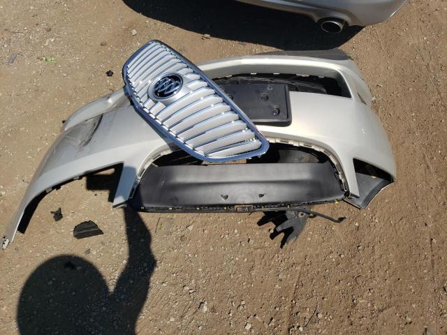 1G4GC5E34CF229963 - 2012 BUICK LACROSSE Бежевый фото 12