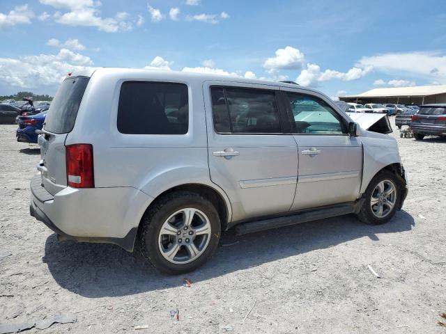 5FNYF3H56CB019872 - 2012 HONDA PILOT EXL SILVER photo 3