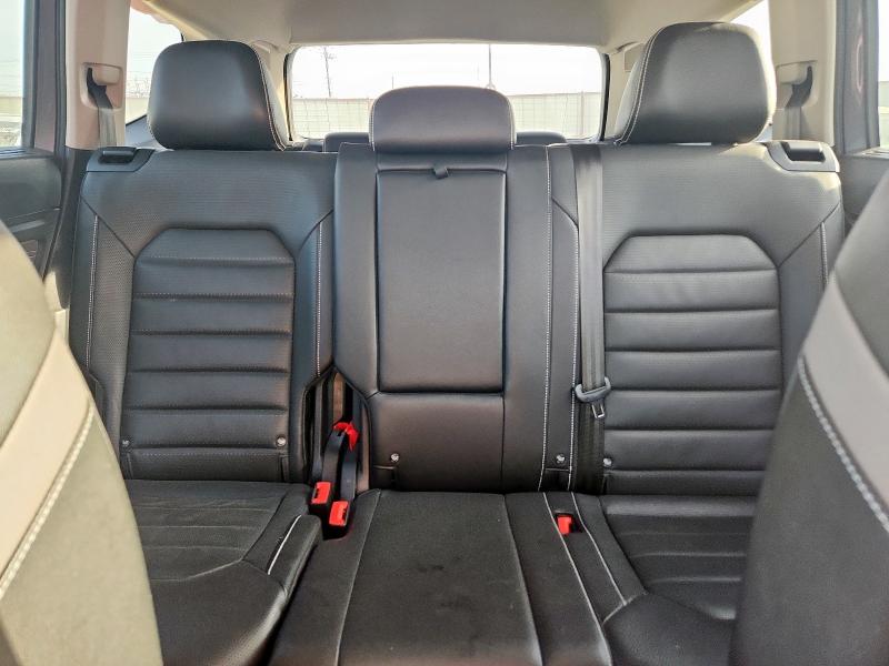 1V2TP2CAXMC563133 - 2021 VOLKSWAGEN ATLAS SEL PREMIUM Сұр фото 10