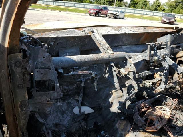 3C63RRHL5JG271484 - 2018 RAM 3500 SLT MAROON photo 9