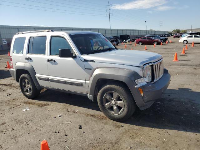 1J4PN3GK2AW178283 - 2010 JEEP LIBERTY RENEGADE Gümüş foto 4
