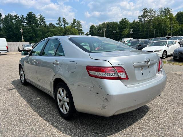 4T4BF3EK9BR175945 - 2011 TOYOTA CAMRY BASE SILVER photo 3