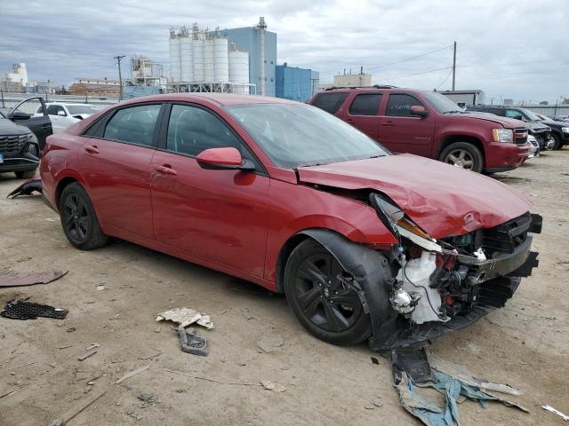 KMHLM4AG8MU074491 - 2021 HYUNDAI ELANTRA SEL RED photo 4