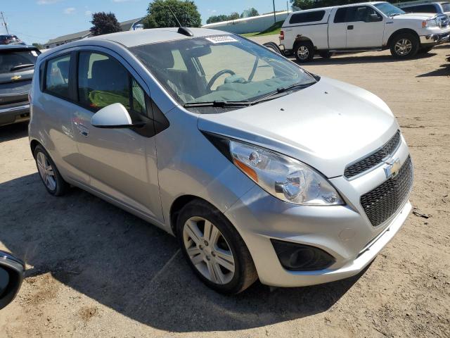 KL8CD6S90FC805898 - 2015 CHEVROLET SPARK 1LT SILVER photo 4