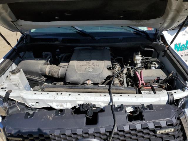 5TFUM5F12KX081001 - 2019 TOYOTA TUNDRA DOUBLE CAB SR/SR5 WHITE photo 11