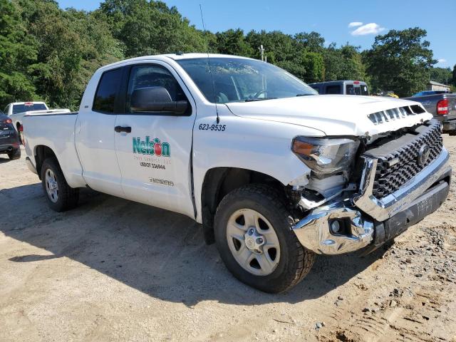 5TFUM5F12KX081001 - 2019 TOYOTA TUNDRA DOUBLE CAB SR/SR5 WHITE photo 4
