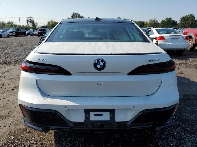 WBY53EJ03RCR69052 - 2024 BMW I7 XDRIVE60 WHITE photo 6