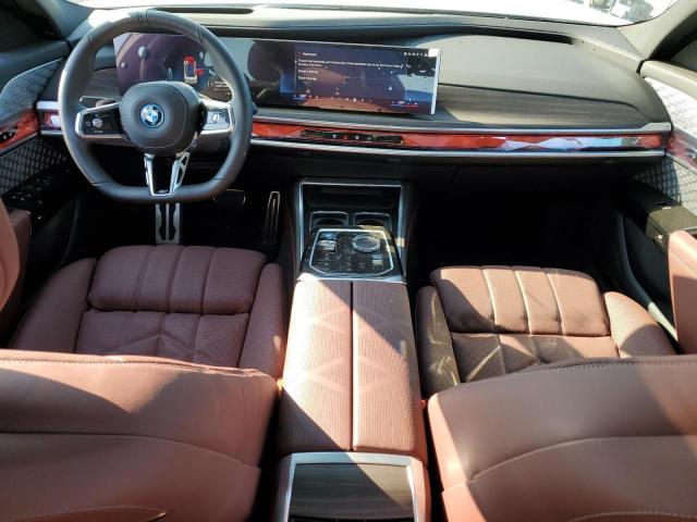 WBY53EJ03RCR69052 - 2024 BMW I7 XDRIVE60 WHITE photo 8