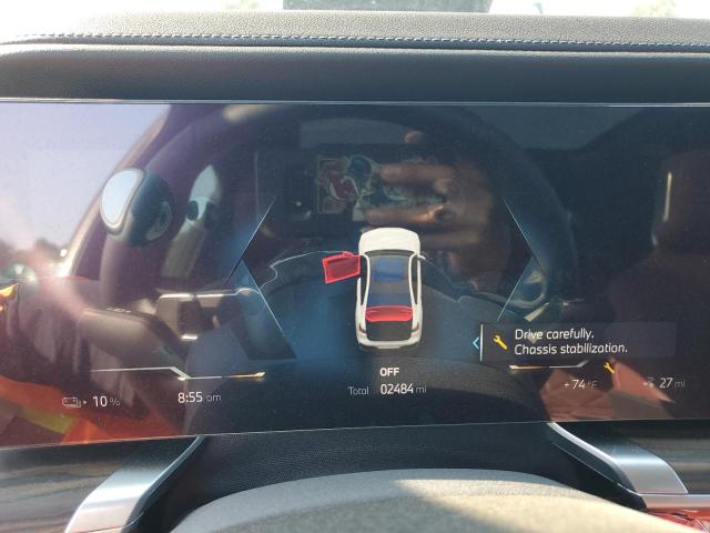 WBY53EJ03RCR69052 - 2024 BMW I7 XDRIVE60 WHITE photo 9