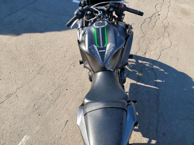 ML5EXER17RDAB3837 - 2024 KAWASAKI EX650 R GRAY photo 6