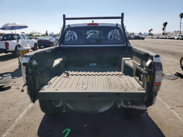 3TMJU4GN5CM132240 - 2012 TOYOTA TACOMA DOUBLE CAB PRERUNNER WHITE photo 6