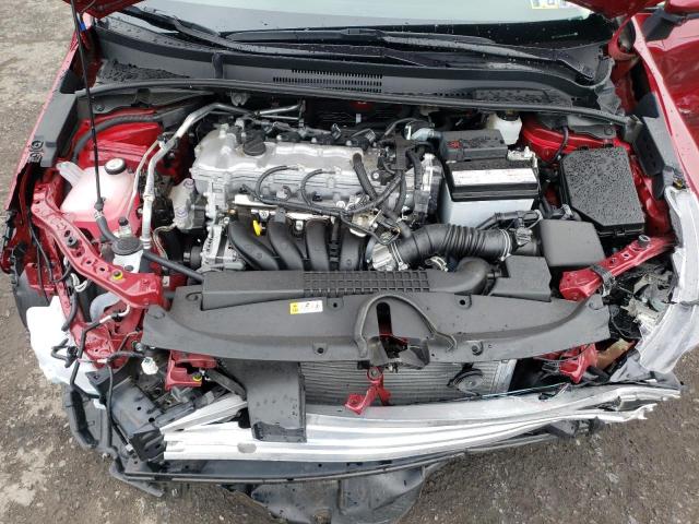 5YFEPMAE0NP330186 - 2022 TOYOTA COROLLA LE RED photo 11