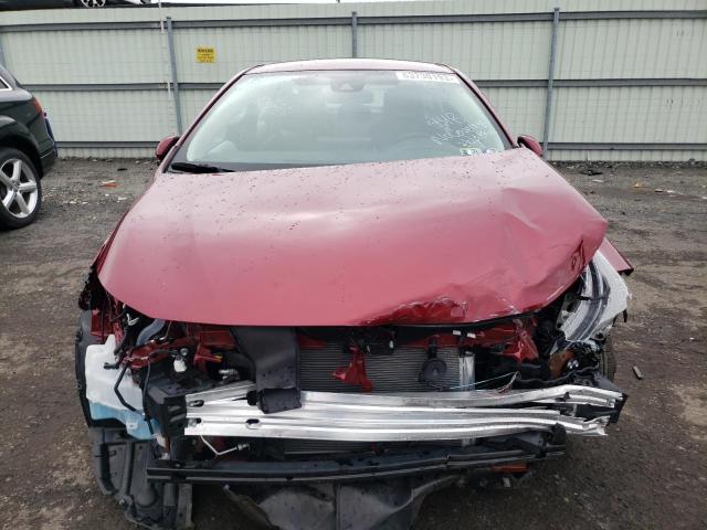 5YFEPMAE0NP330186 - 2022 TOYOTA COROLLA LE RED photo 5