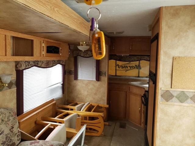 4YDT33F2177200513 - 2007 KEYSTONE HORNET WHITE photo 5