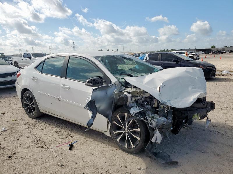 2T1BURHE0JC053211 - 2018 TOYOTA COROLLA L Blanc photo 4