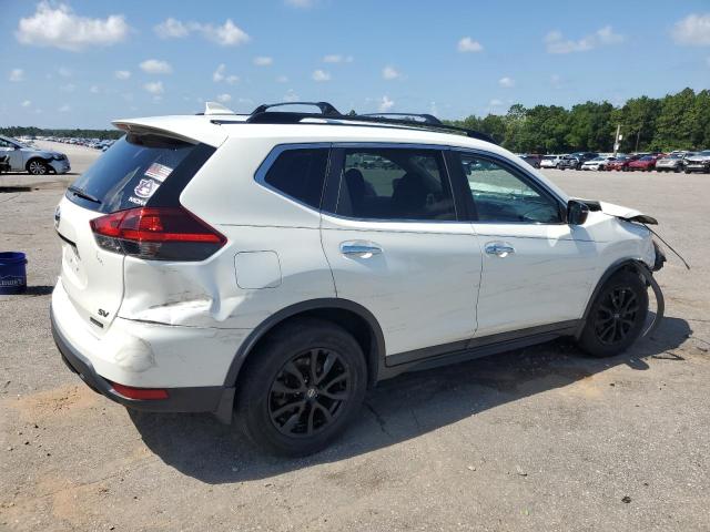 5N1AT2MT1JC723489 - 2018 NISSAN ROGUE S თეთრი ფოტო 3