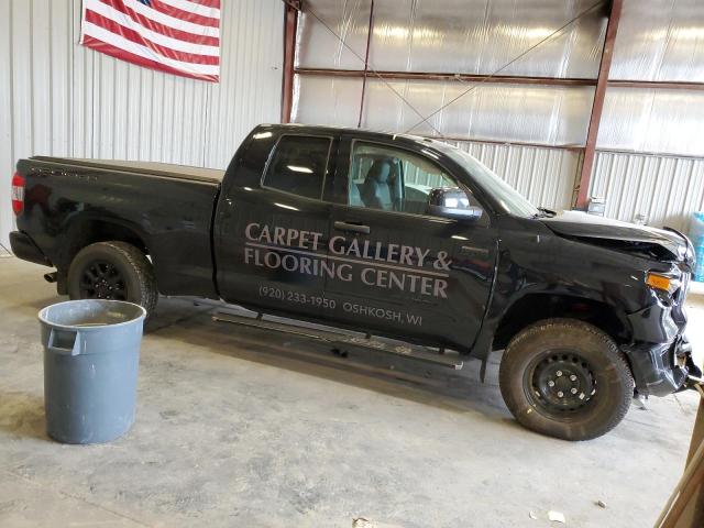 5TFUW5F10FX444086 - 2015 TOYOTA TUNDRA DOUBLE CAB SR/SR5 BLACK photo 4