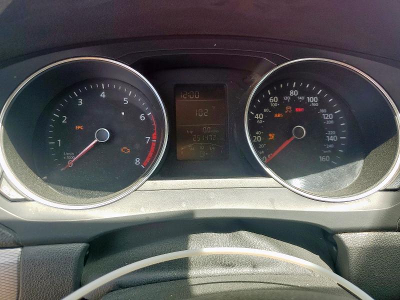 3VWD17AJ4FM275405 - 2015 VOLKSWAGEN JETTA SE RED photo 9