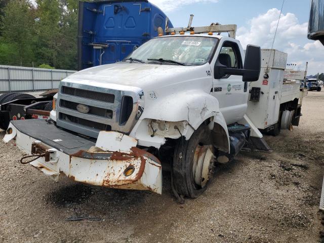 3FRXF7FJ4FV624456 - 2015 FORD F750 SUPER DUTY WHITE photo 2