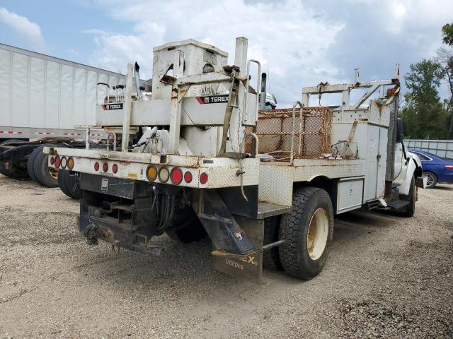 3FRXF7FJ4FV624456 - 2015 FORD F750 SUPER DUTY WHITE photo 4