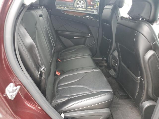 5LMCJ3C90GUJ31768 - 2016 LINCOLN MKC RESERVE MAROON photo 11